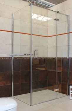 Nov vzorkovny se sprchovmi kouty SanSwiss v Praze