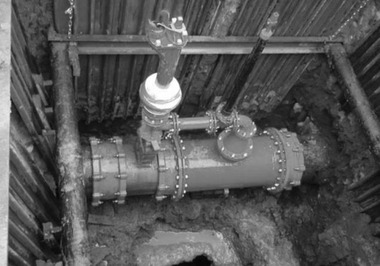 Obr. 2 Podzemní hydrant s dvojitým odvodněním a drenážním blokem