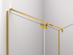 Optimální stabilitu sprchové zástěny zajišťuje stabilizační vzpěra v exkluzivní zlaté barvě.