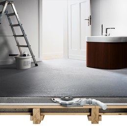 I při rekonstrukci lze snadno realizovat sprchy v úrovni podlahy. S využitím koupelnových odtoků Viega Advantix, které se vyznačují extrémně nízkou montážní výškou. (foto: Viega)
