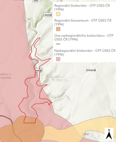 Obr. 3 Omezujc podmnky pro VD Blkovice: a) ochrana prody a krajiny na podkladu dle [15]. erven linie vyznauje obrys ztopy VD Blkovice.