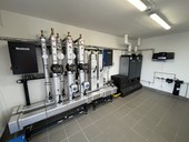 Kotelna ve výrobním závodě Bosch v Krnově, kde je kombinace plynových kondenzačních kotlů Logamax plus GB272 s tepelnými čerpadly Logatherm WLW276