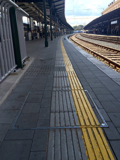 MEA zadlažďovací poklop Brno